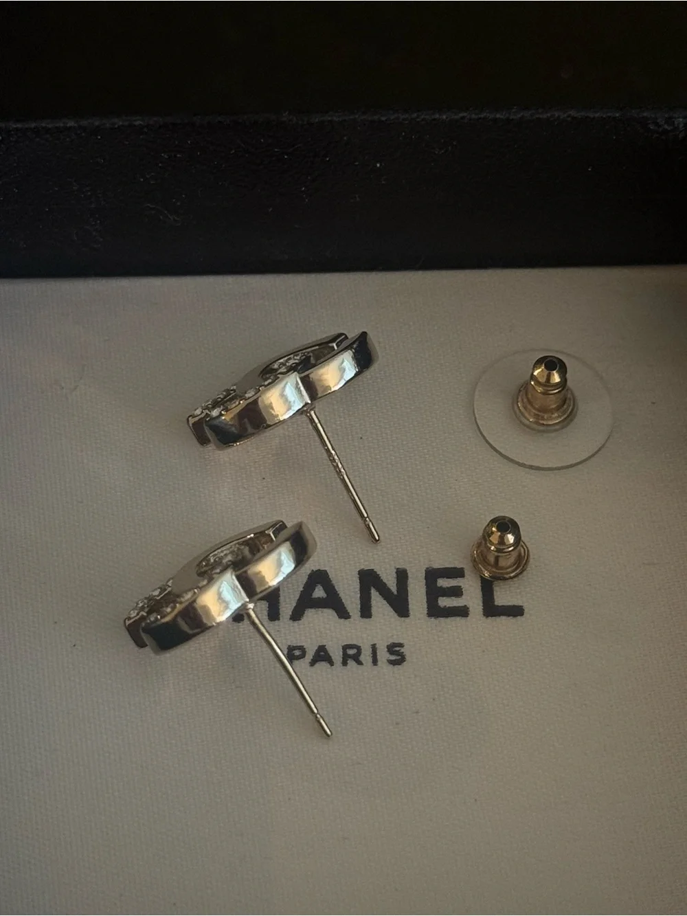 Chanel gold plated half rhinestone earring